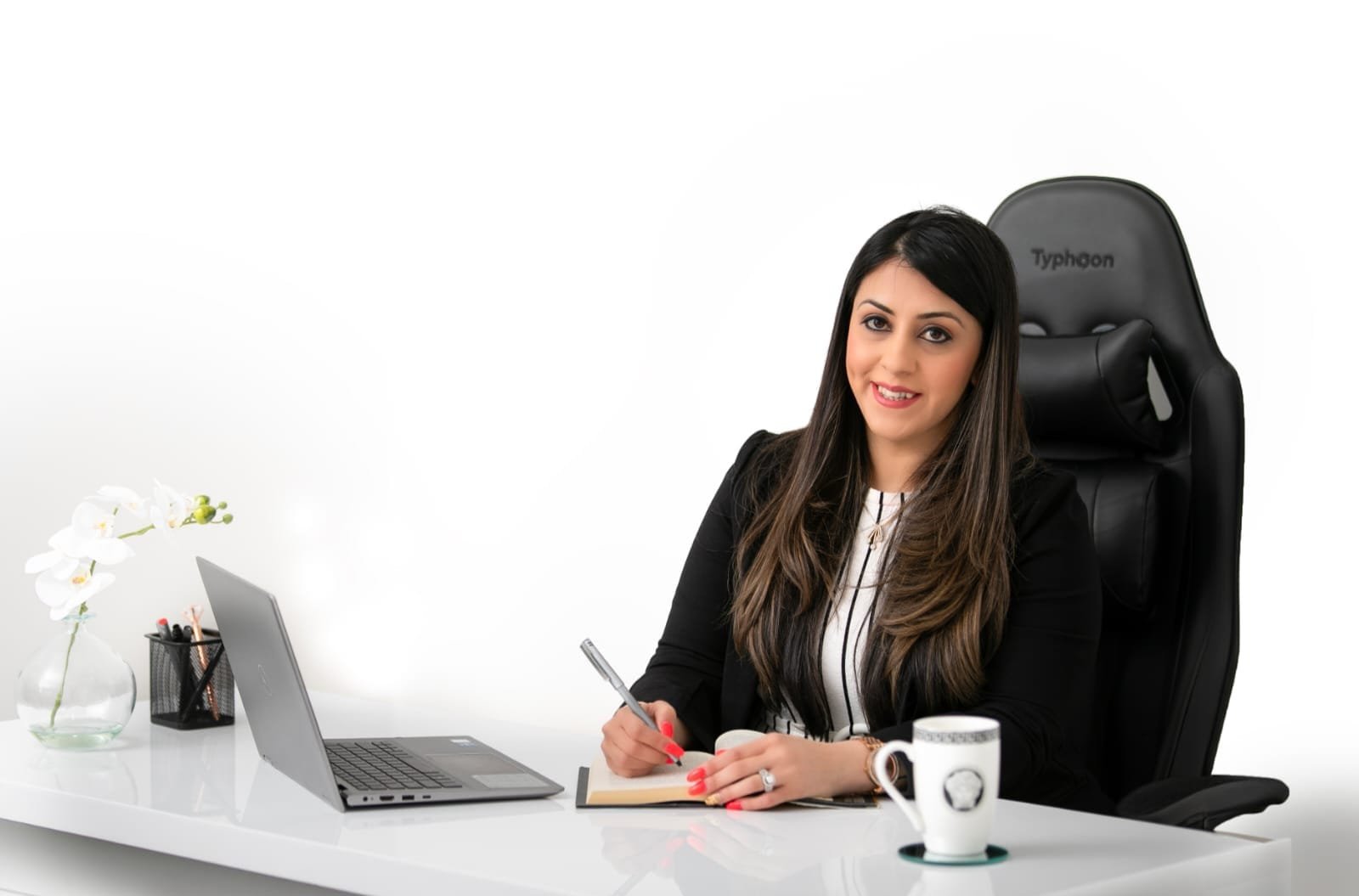 Shweta Malhotra - Registered Migration Agent MARN 1909395